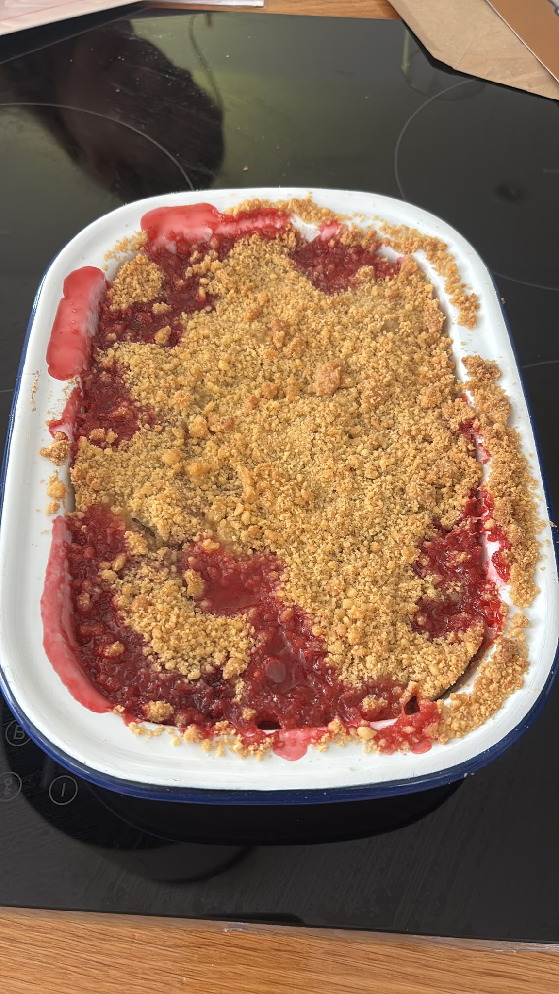 Gooseberry and raspberry crumble